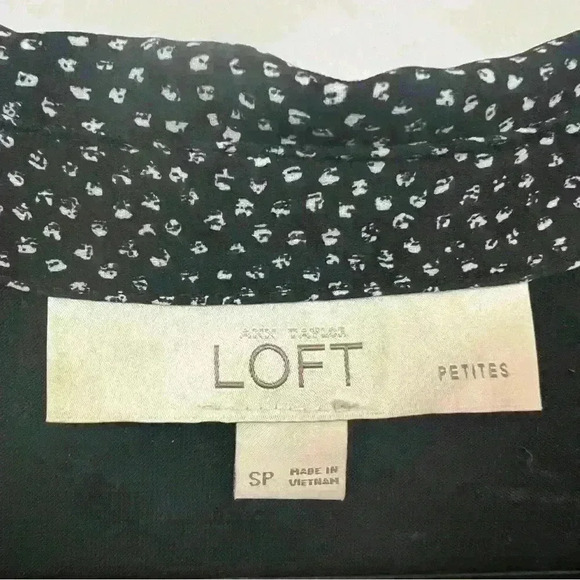 Loft sleeveless black top size petite small - Picture 5 of 5